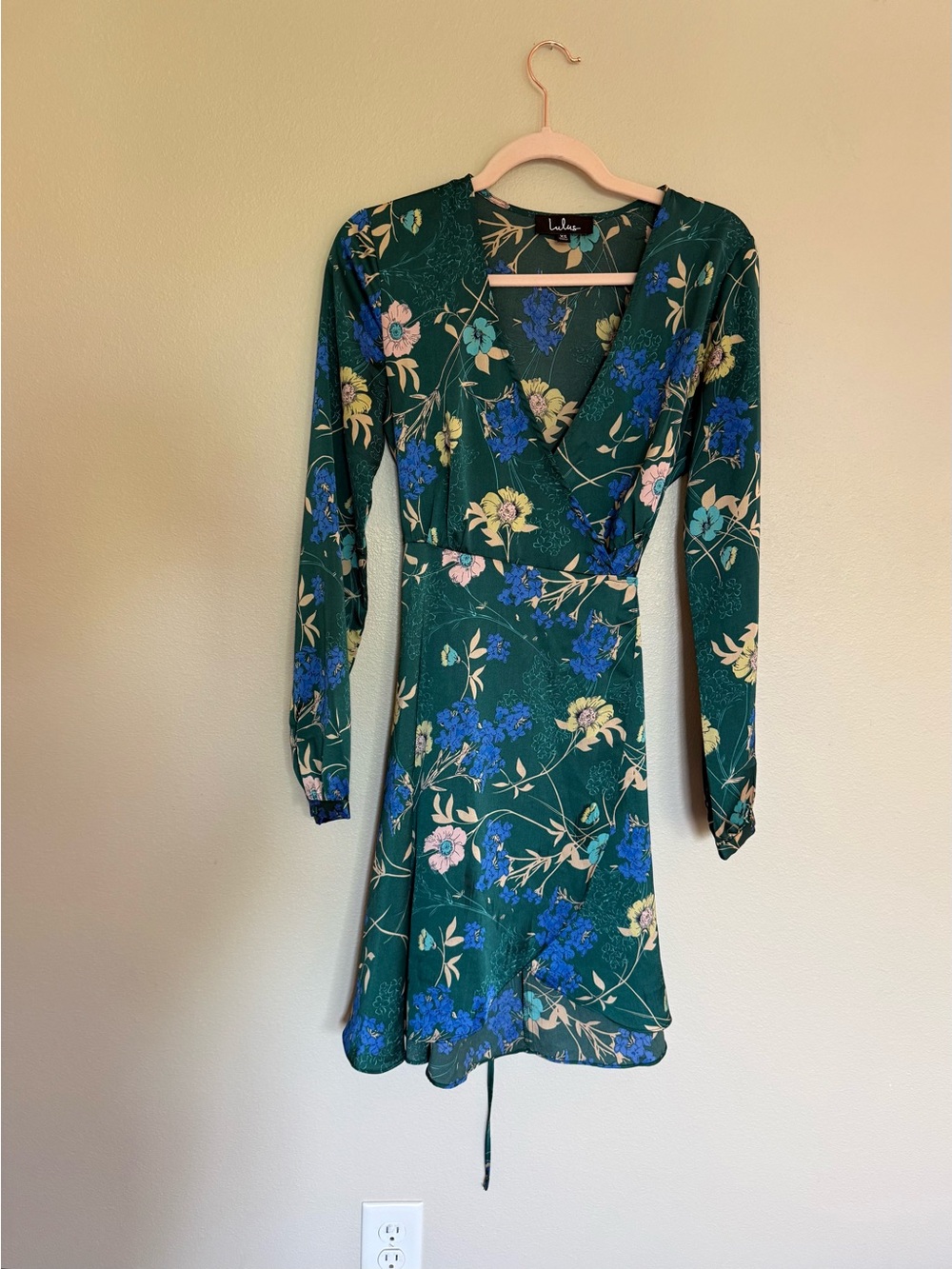 Lulu's Emerald Green Floral Long Sleeve Wrap Dress